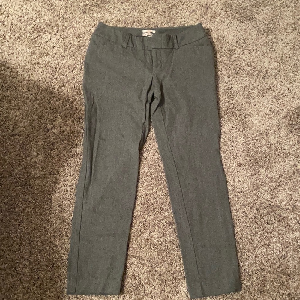 Merona women’s gray ankle length dress pant, sz 2